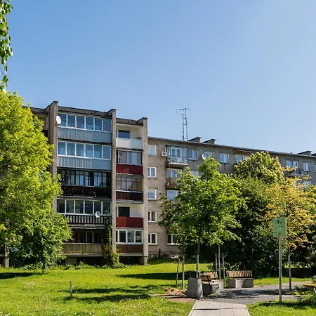 Dzuku White Cozy Apartments Near Rail Station * Vilnius