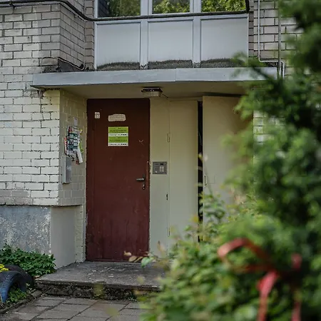 Dzuku White Cozy Near Railway Station Apartament