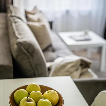 아파트 Dzuku White Cozy Near Railway Station